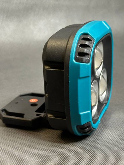 پروژکتور شارژی مخصوص کمپینگ