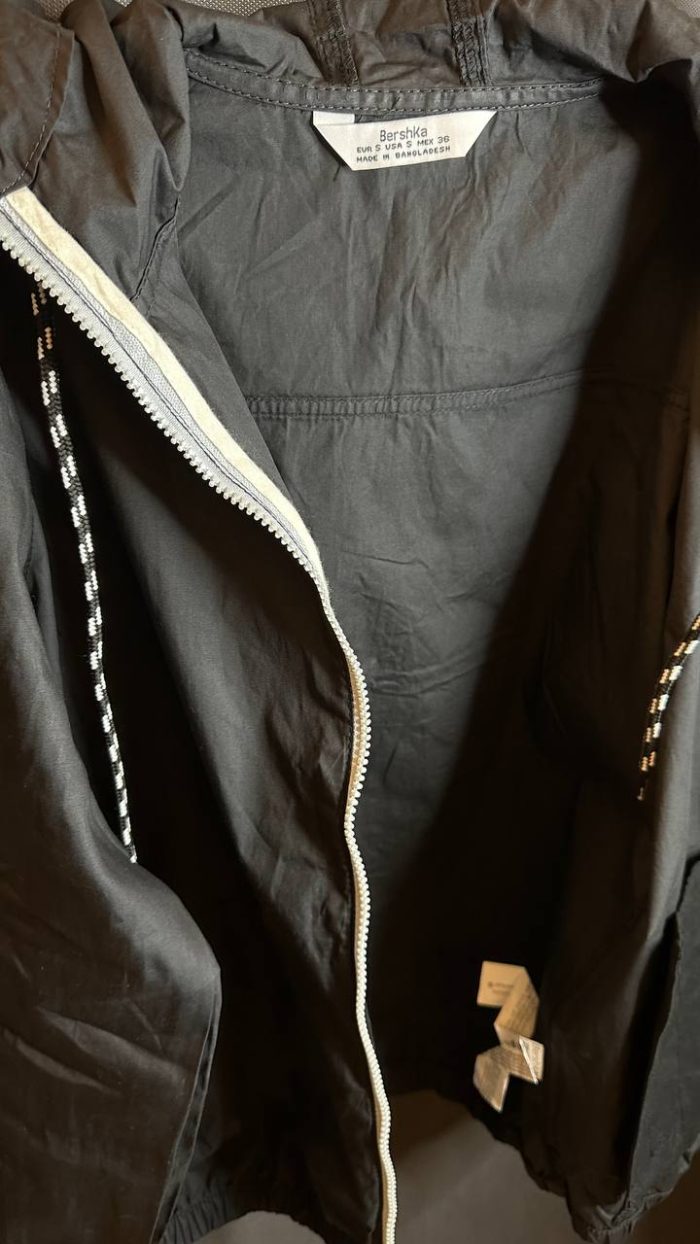 سوییشرت ضد باد برشکا