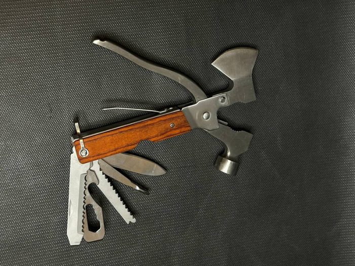 تبر و ابزار مولتی تولز