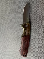 چاقو باك ضامندار مدل گلد