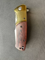 چاقو باك ضامندار مدل گلد