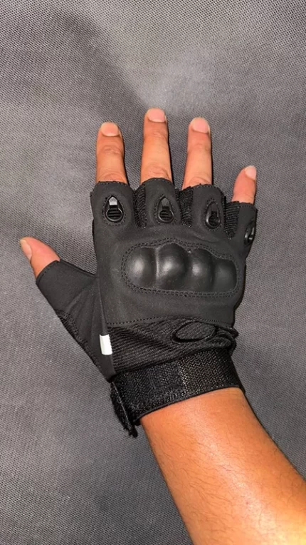 دستکش تاکتیکال اوکلی نیم انگشتی