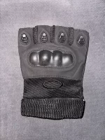 دستکش تاکتیکال اوکلی نیم انگشتی