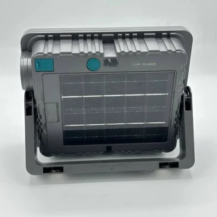 پروژکتور ۱۰۰ وات خورشیدی شارژی مدل ۸۰۲۸