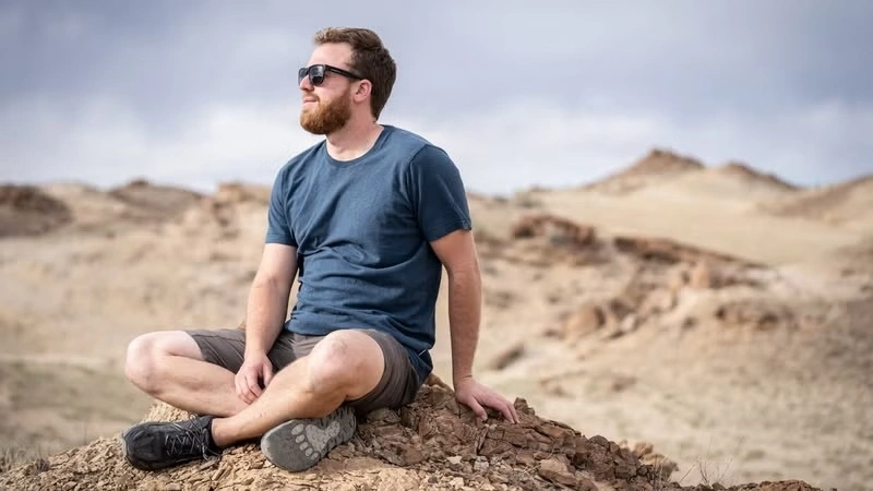 بهترین تیشرت برای سفرهای تابستانی در کویر